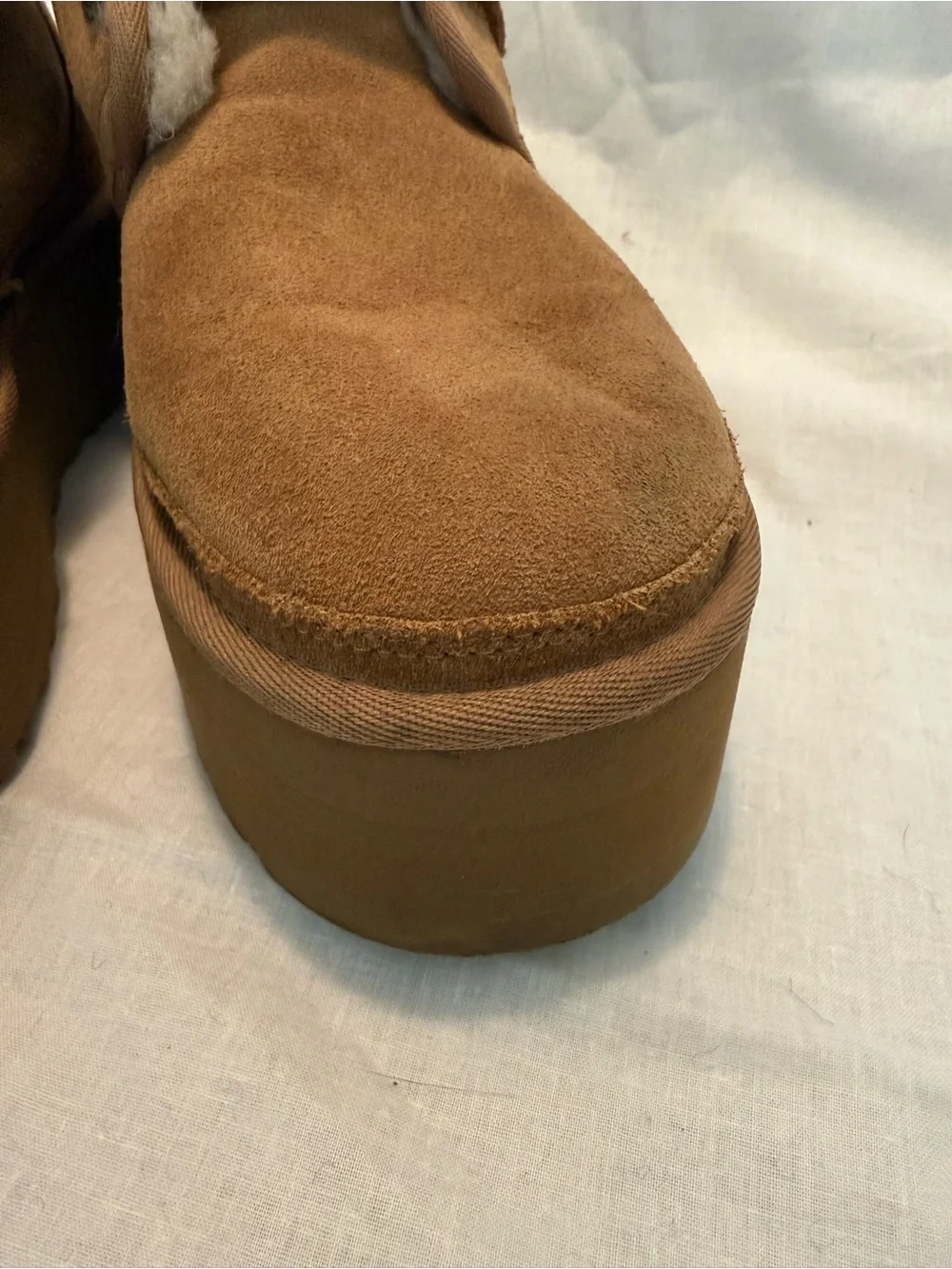 UGG Neumel Platform Double Strap Booties Chestnut Suede Size 9